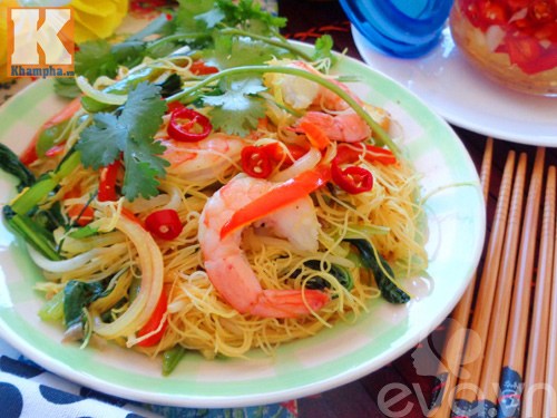 Top 6 món ăn đường phố nhất định phải thử khi đến Sài Gòn